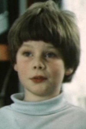 Kirill Golovko-Sersky as Pavlik