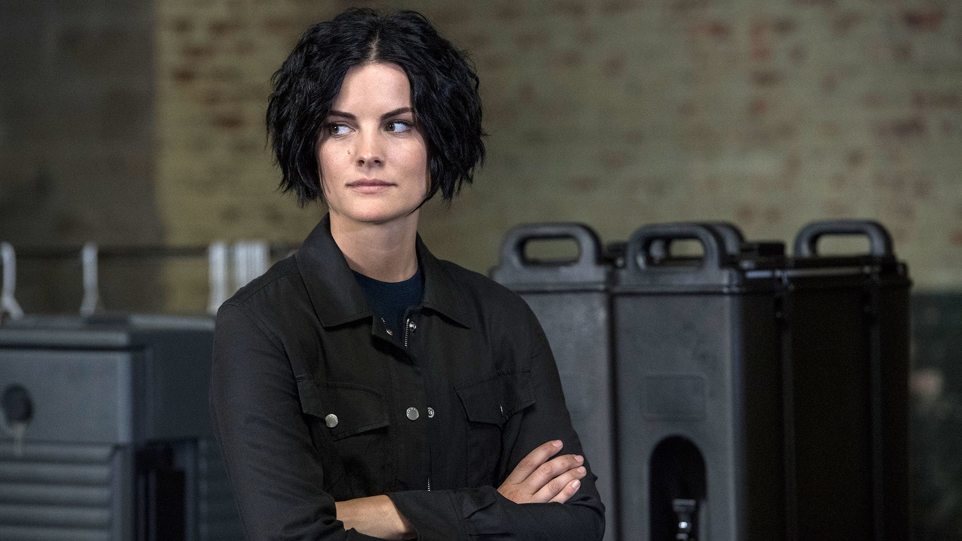 Blindspot Season 2 :Episode 8  We Fight Deaths on Thick Lone Waters