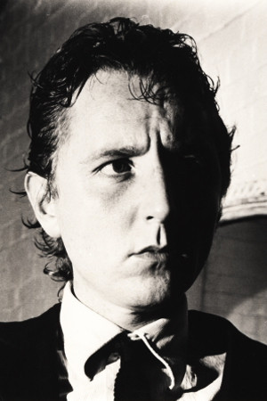 et billede af Anthony Moore