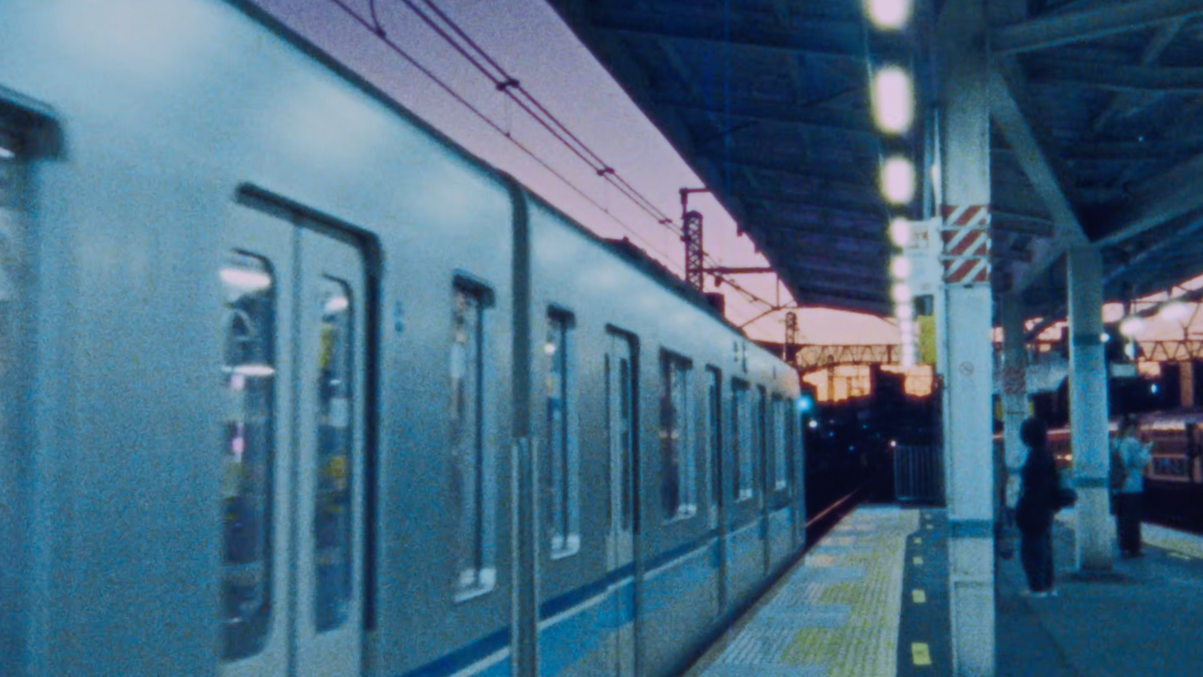 Un Train en cache un autre