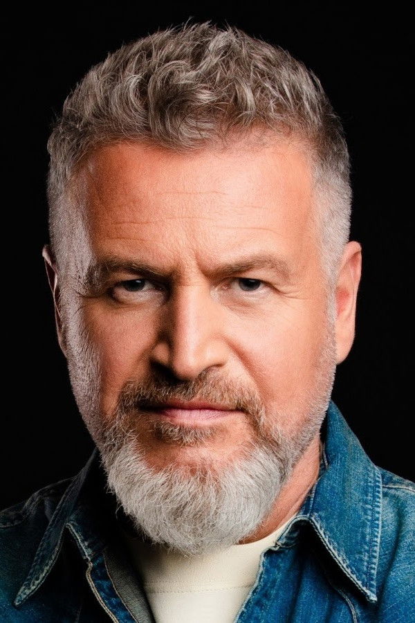 et billede af Leonid Agutin