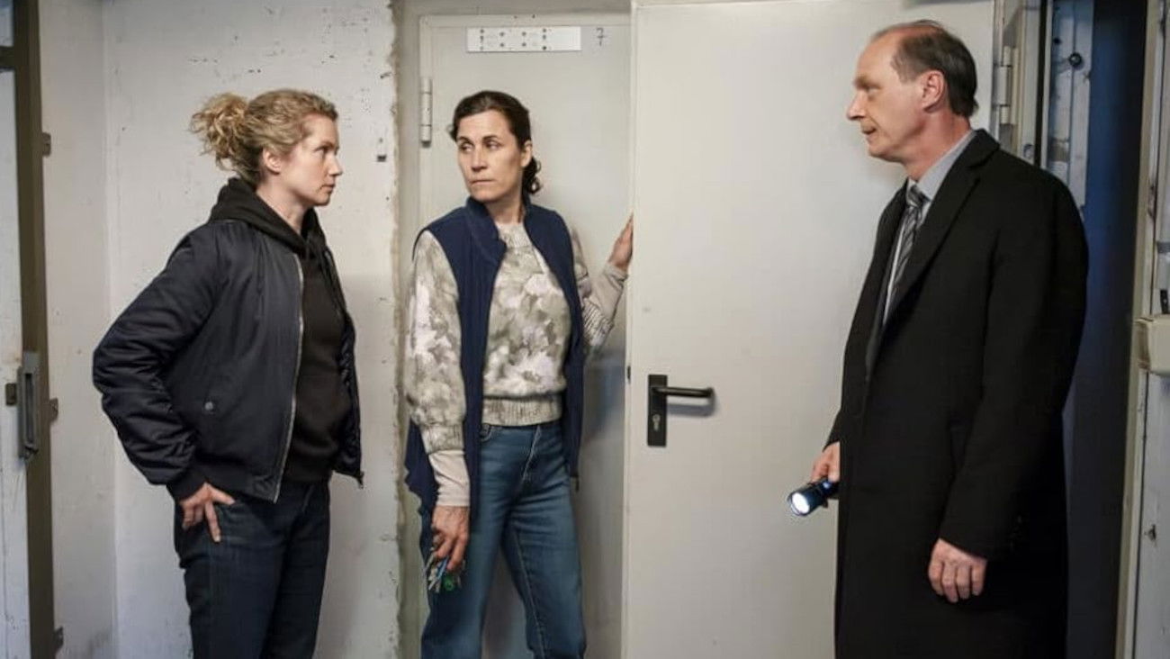 Scene of the Crime Season 57 :Episode 1  Nightshade