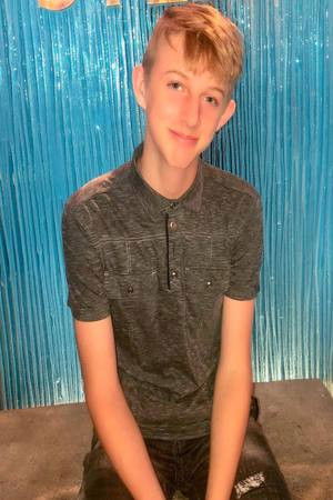 et billede af Rush Holland