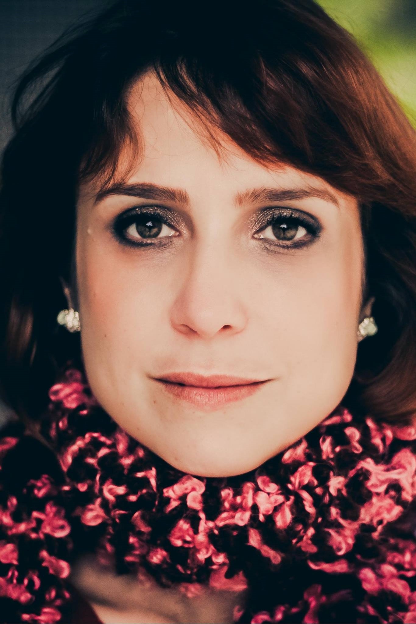 Fernanda Baronne's picture in the cast