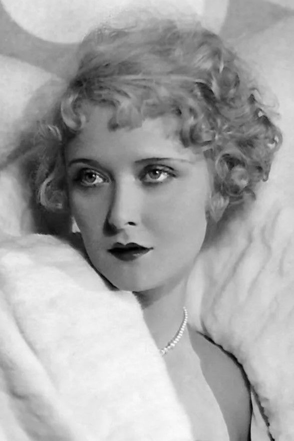 et billede af Mary Nolan