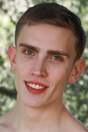 et billede af Mason Dean