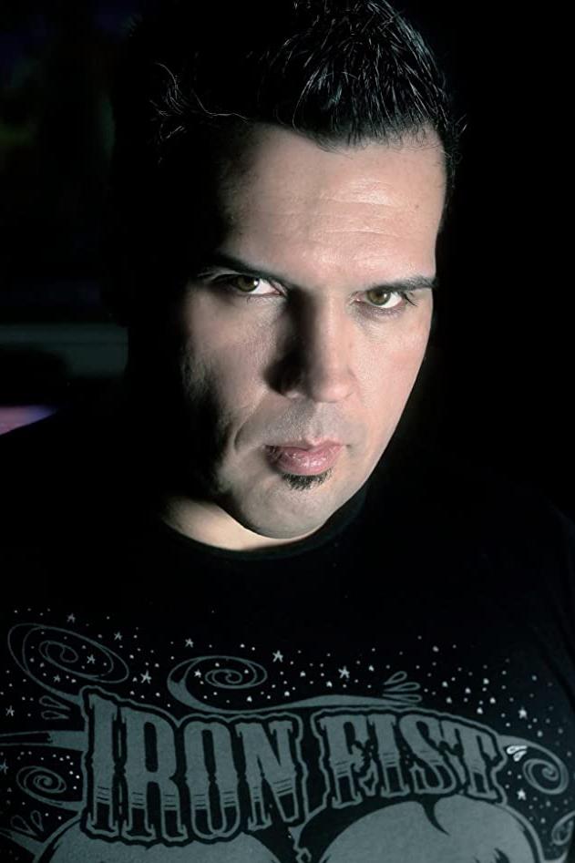 et billede af Dan Zachary