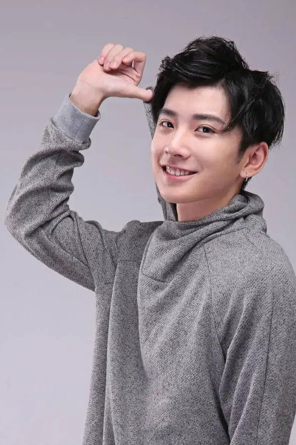 et billede af Zheng Zhong