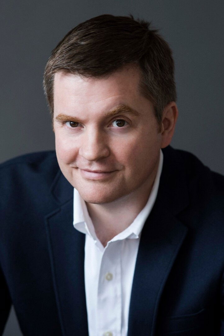 et billede af Charles Soule