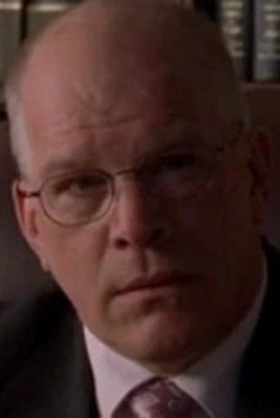 et billede af Gene Canfield