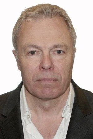 et billede af Gavin Hewitt