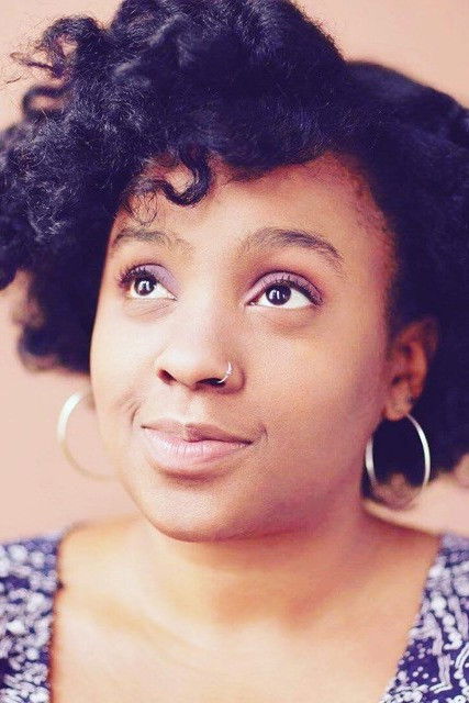 et billede af Chanel Ali