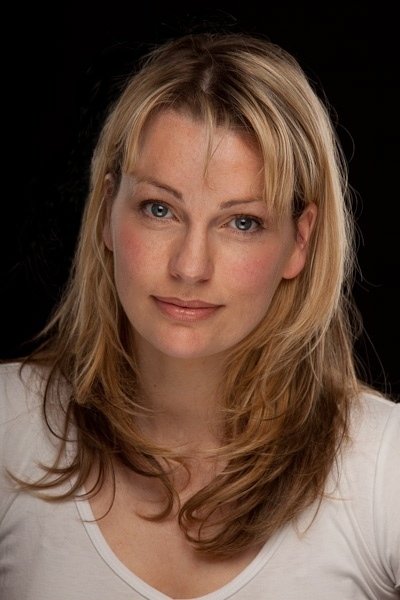 Miriam Cooke's picture in the cast