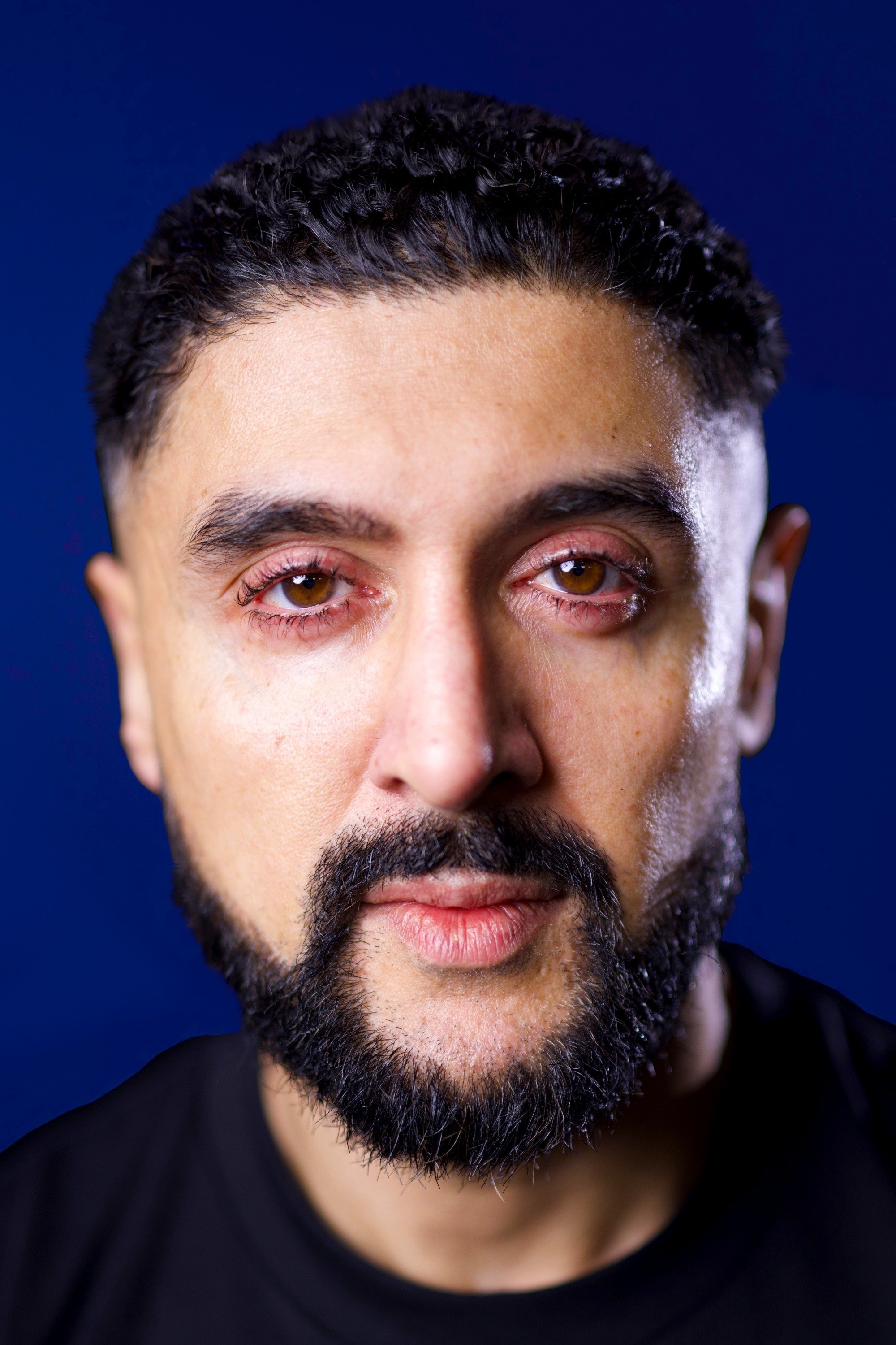 et billede af Adam Kiani