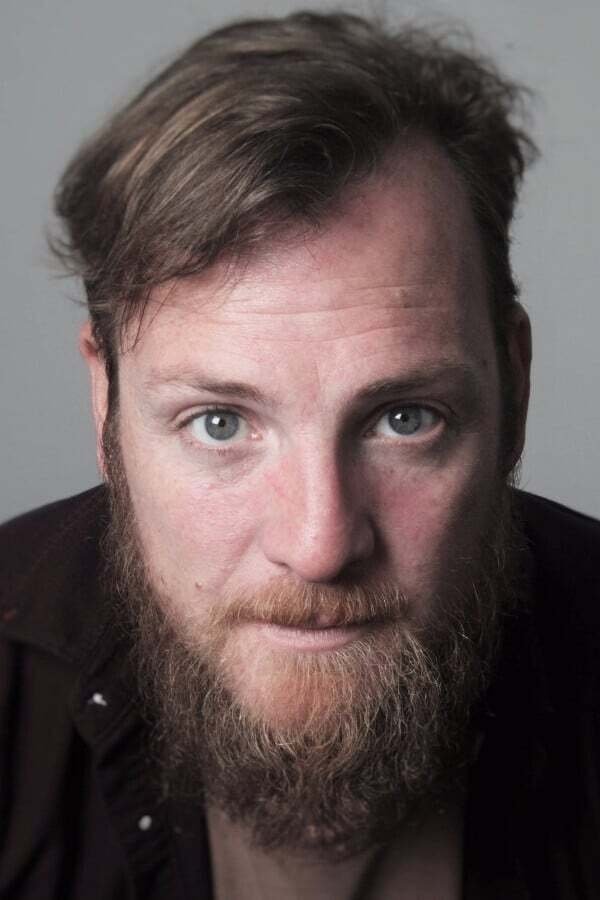 et billede af Brendan Sean Murray