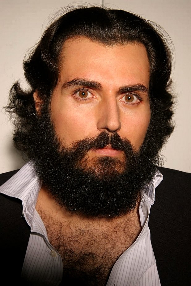 et billede af Sam Kalidi