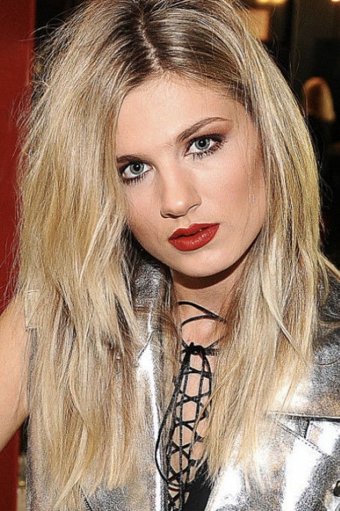 et billede af Nevena Božović