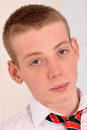 et billede af James Lewis