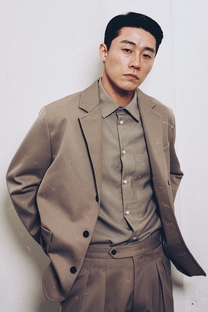 et billede af Lee Shin-ki