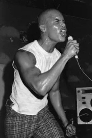 et billede af John Macias