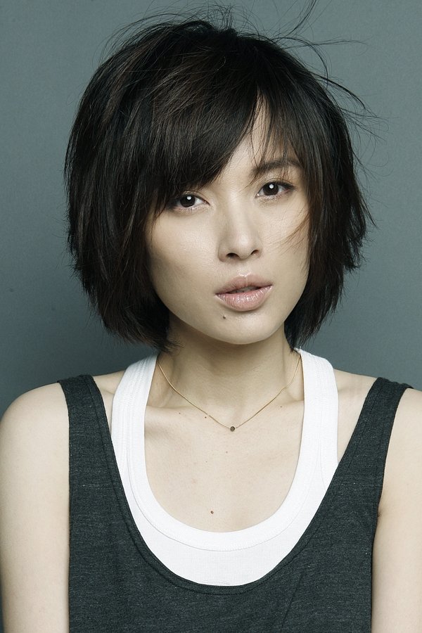 Li Jia's picture in the cast