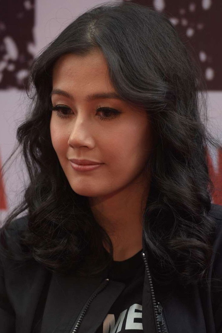 et billede af Ardina Rasti