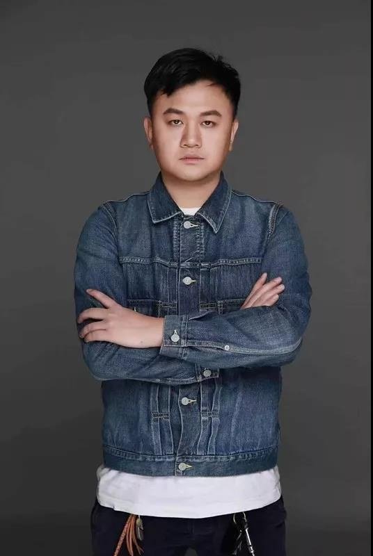 Tao Yuan's picture in the cast