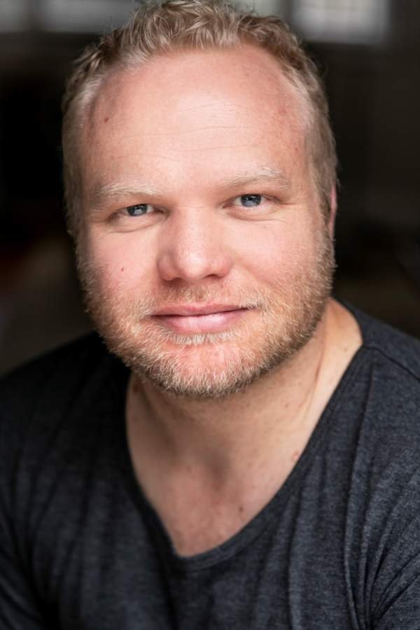 et billede af Charlie Bleakley