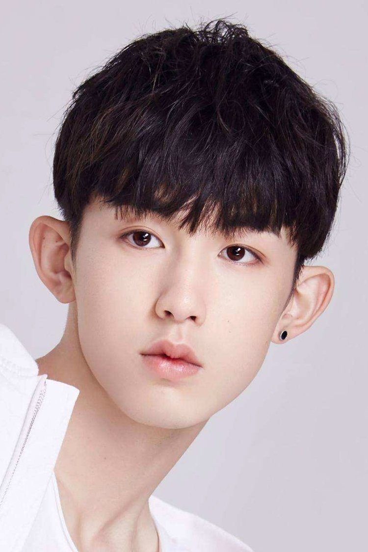 et billede af Guo Junchen