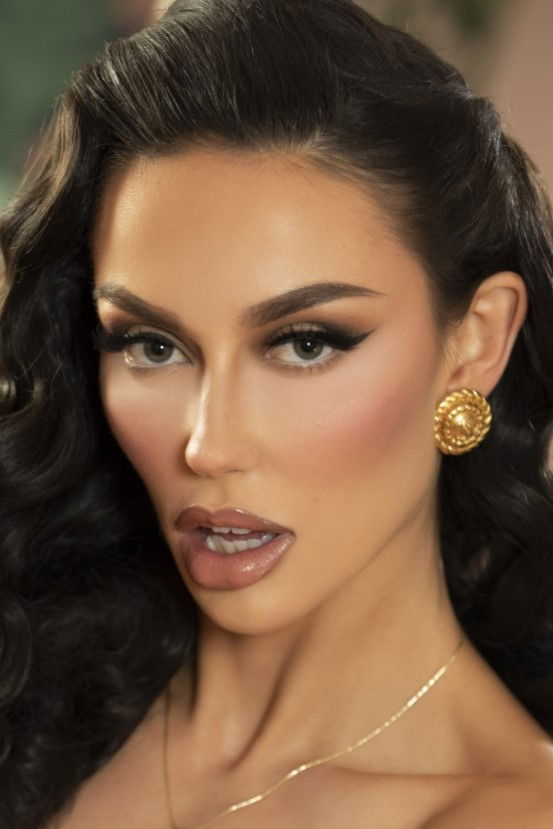 et billede af Bryona Ashly