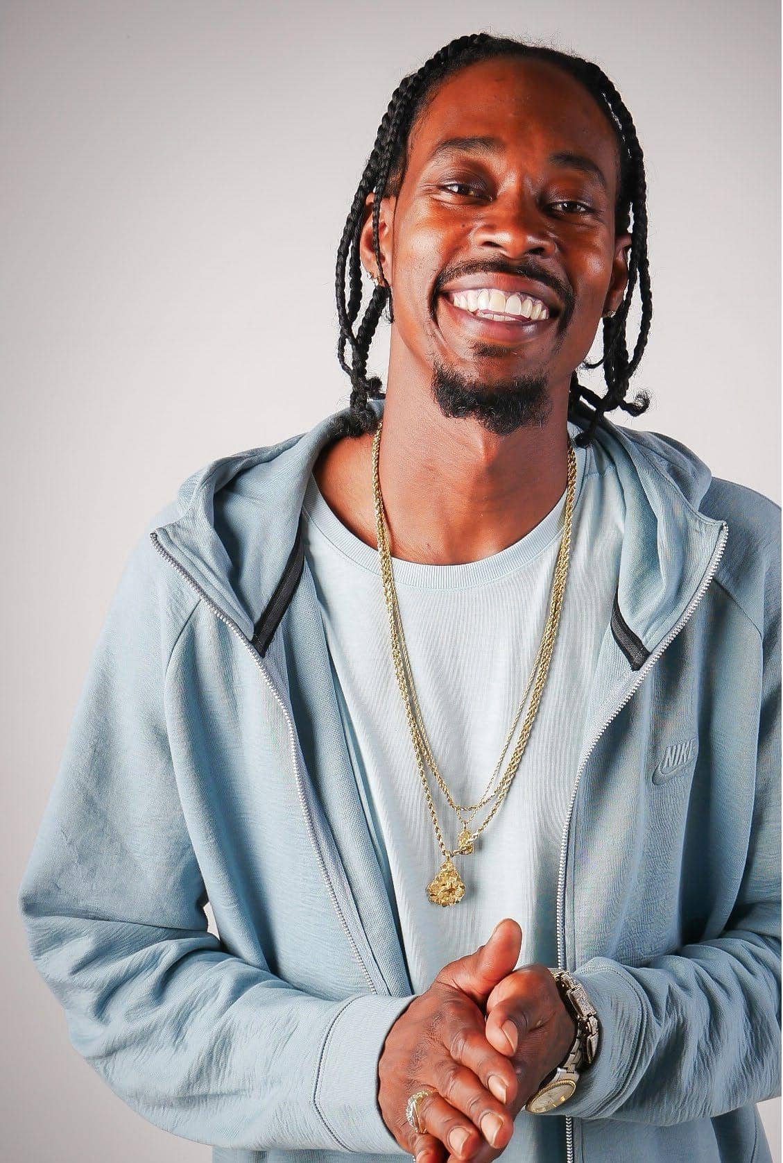 et billede af Aaron Frazier