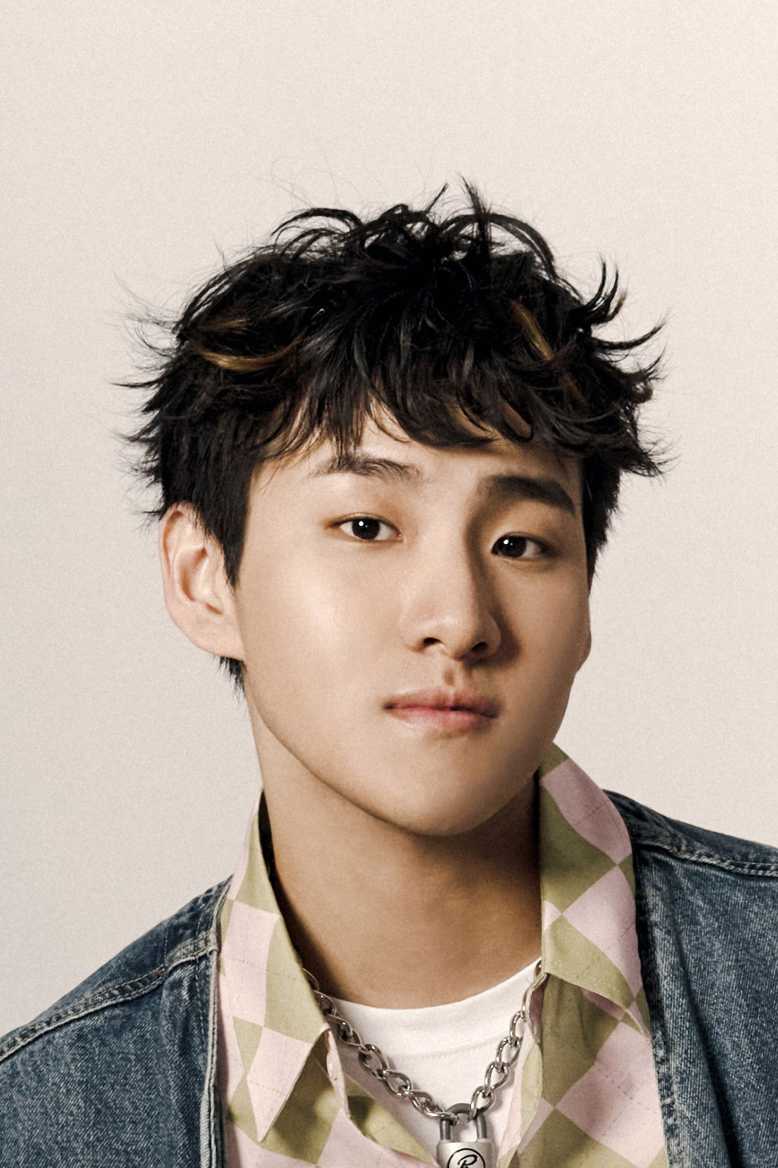 et billede af Jackson Yang