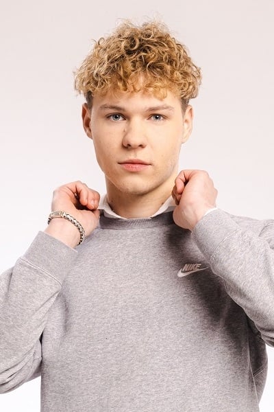 et billede af Aaron Bezemer