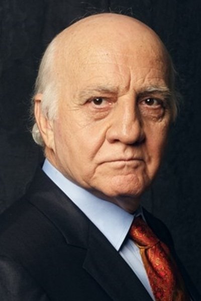 Altan Akışık's picture in the cast