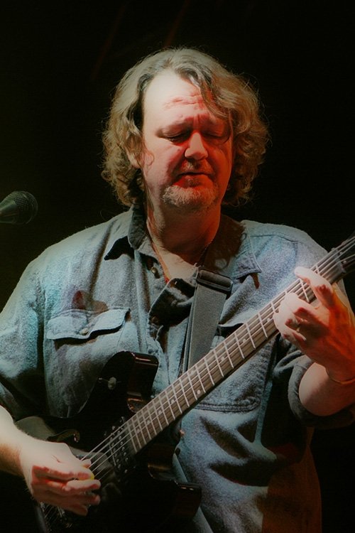 et billede af John Bell