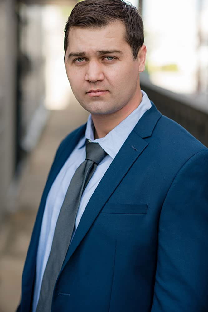 et billede af Luke Benjamin Bernard