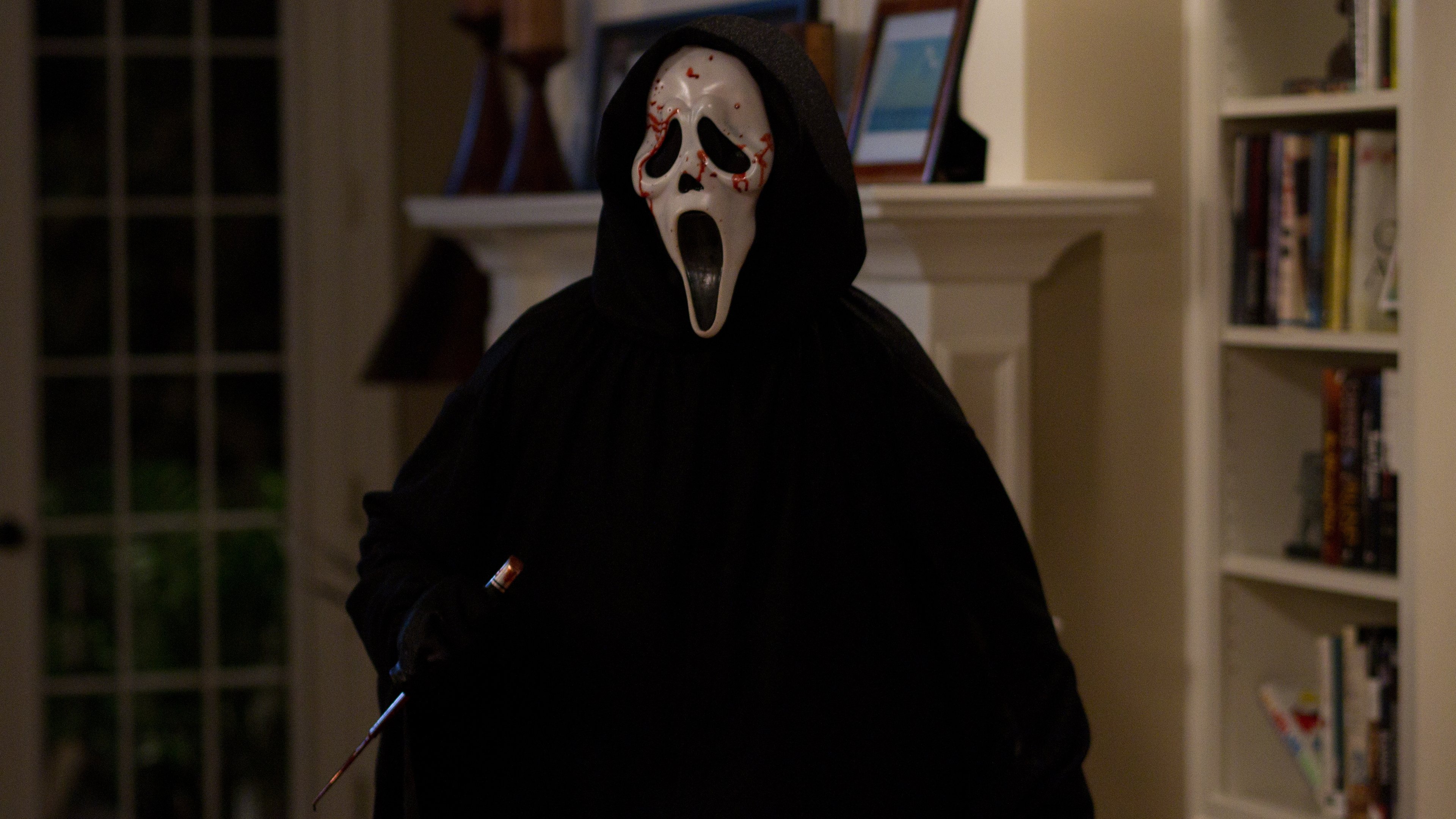 Scream 4: Coșmarul continuă (2011)