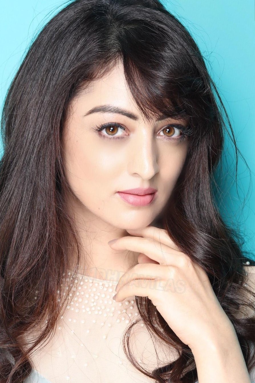 et billede af Sandeepa Dhar