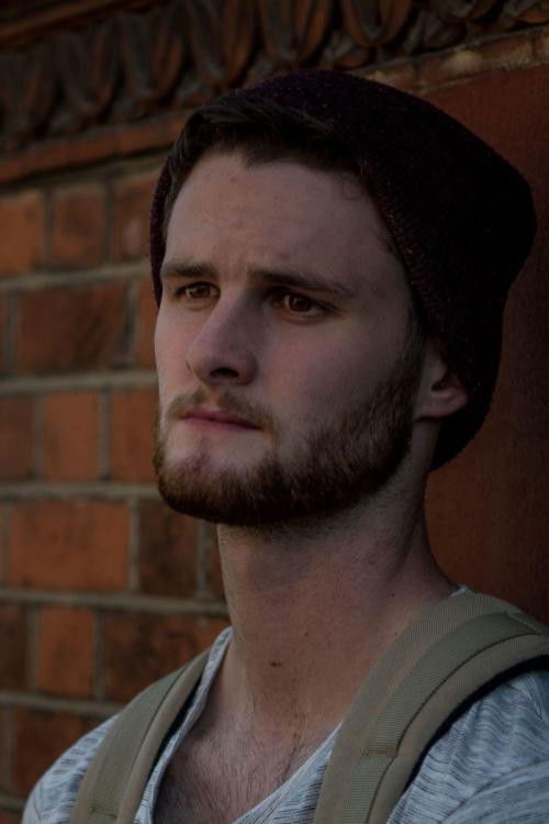 et billede af James Girard