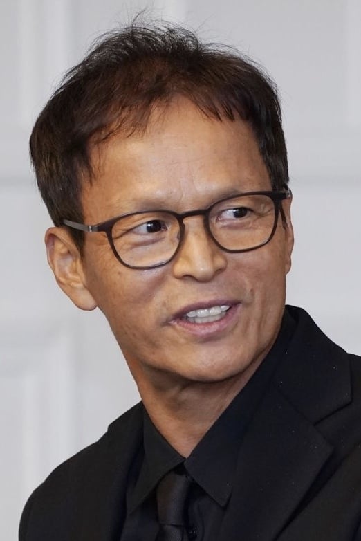 et billede af Hong Kyung-pyo