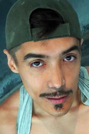 et billede af Chris Llesca