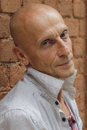 et billede af Anton Adasinsky