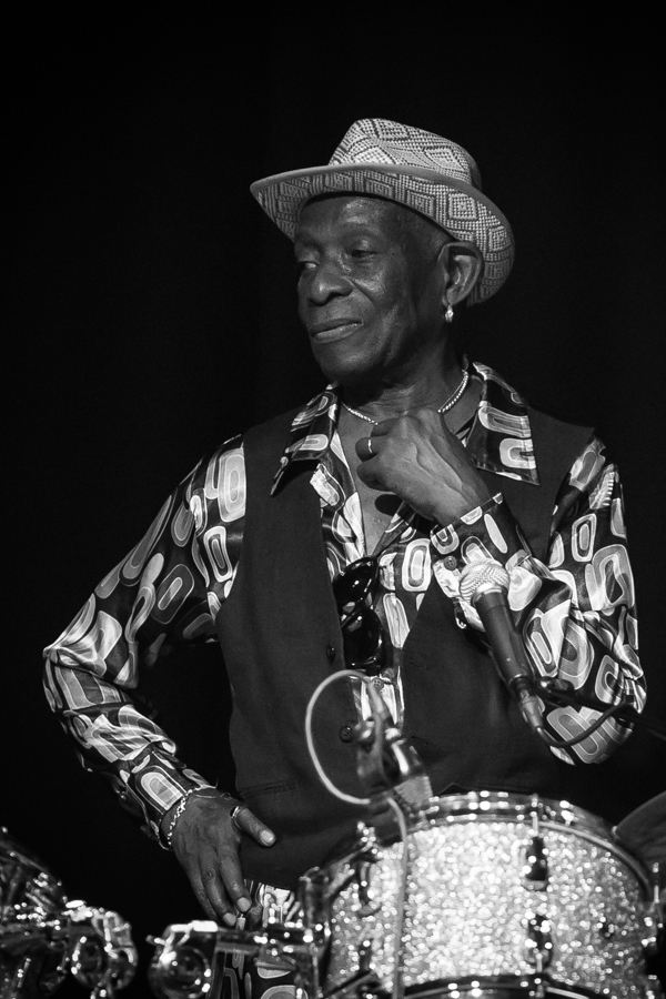 Tony Allen's picture in the cast