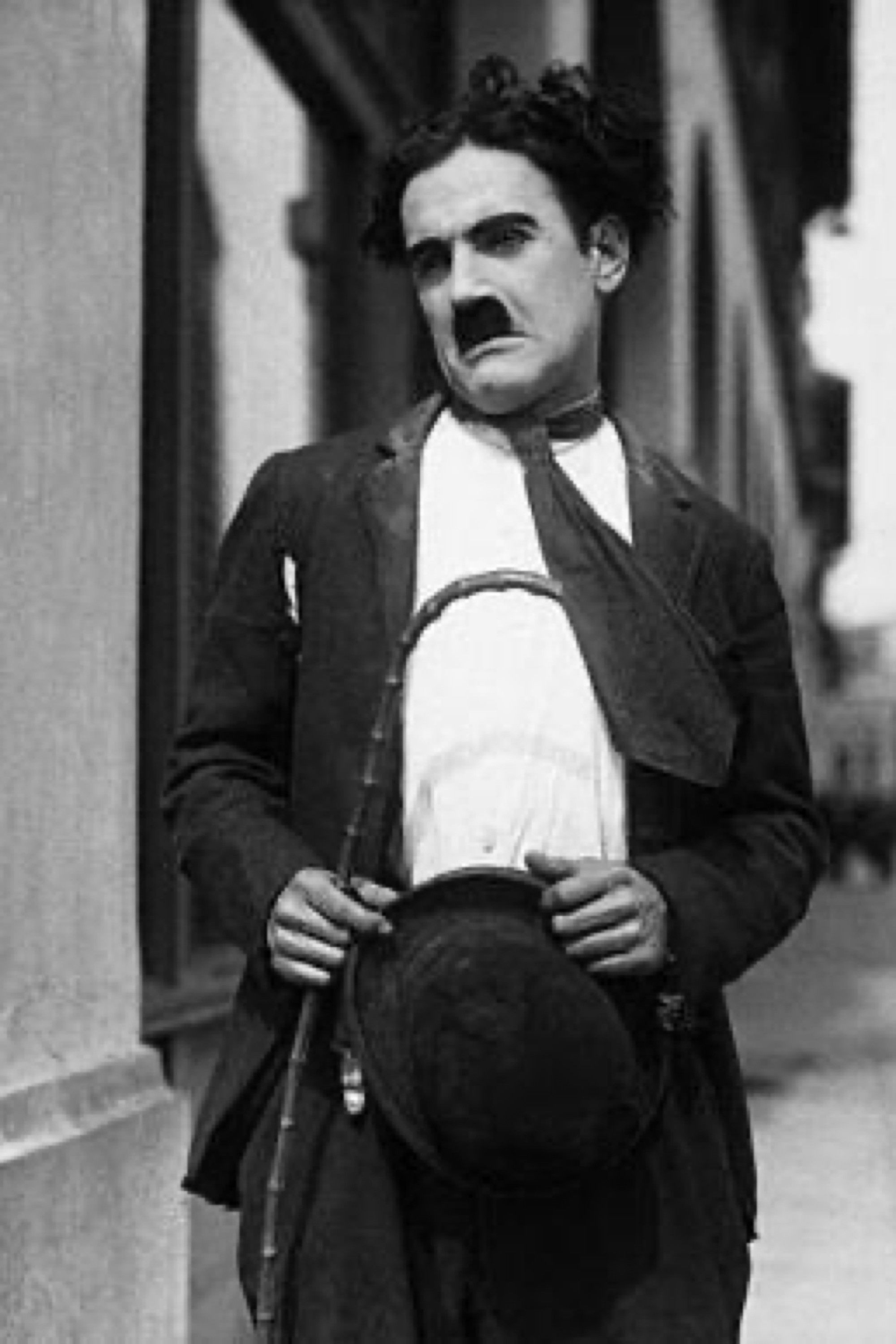 et billede af Charles Amador