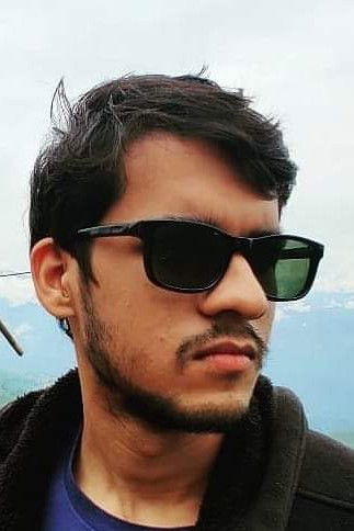 et billede af Purab Seal Acharya