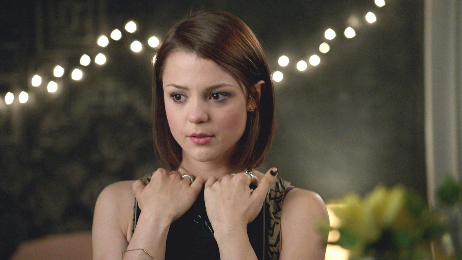 Image avec Kathryn Prescott mjw8h6rxruqcd6mcuxwinpcxoycjpg