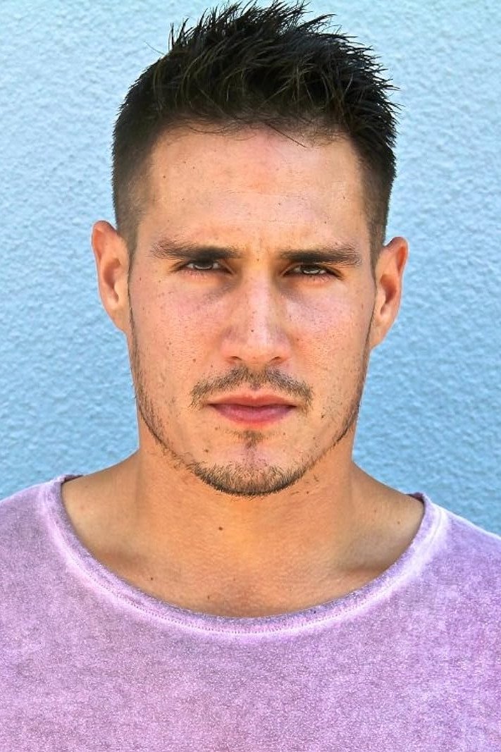 et billede af Michael John Long