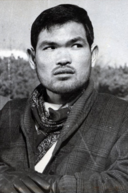 et billede af Jo Seok-geun