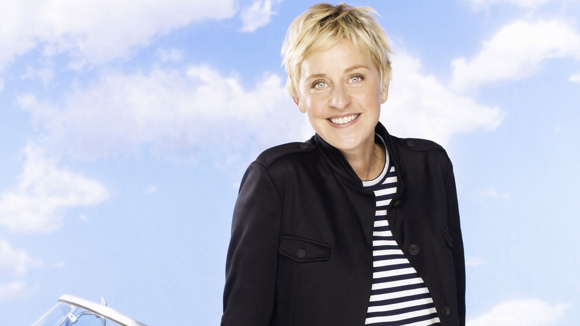 The Ellen DeGeneres Show - Season 17 Episode 94 : Episode 94