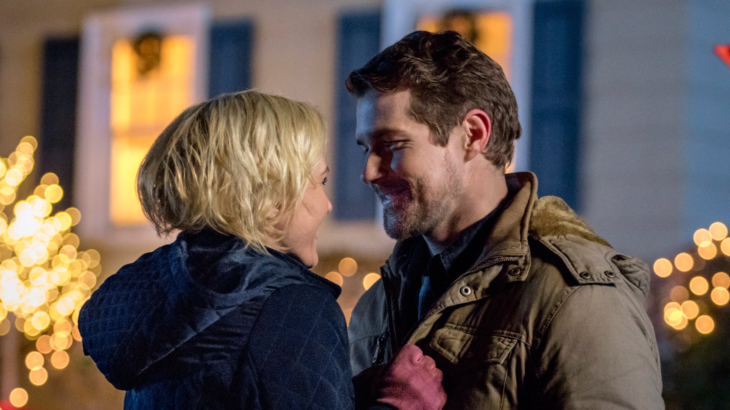 Romance at Reindeer Lodge (2017)